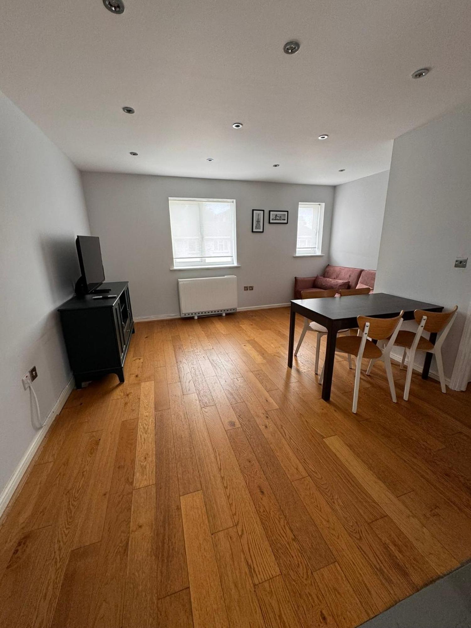2-Bedroom Flat Walking Distance To Excel London - Perfect Location! Esterno foto