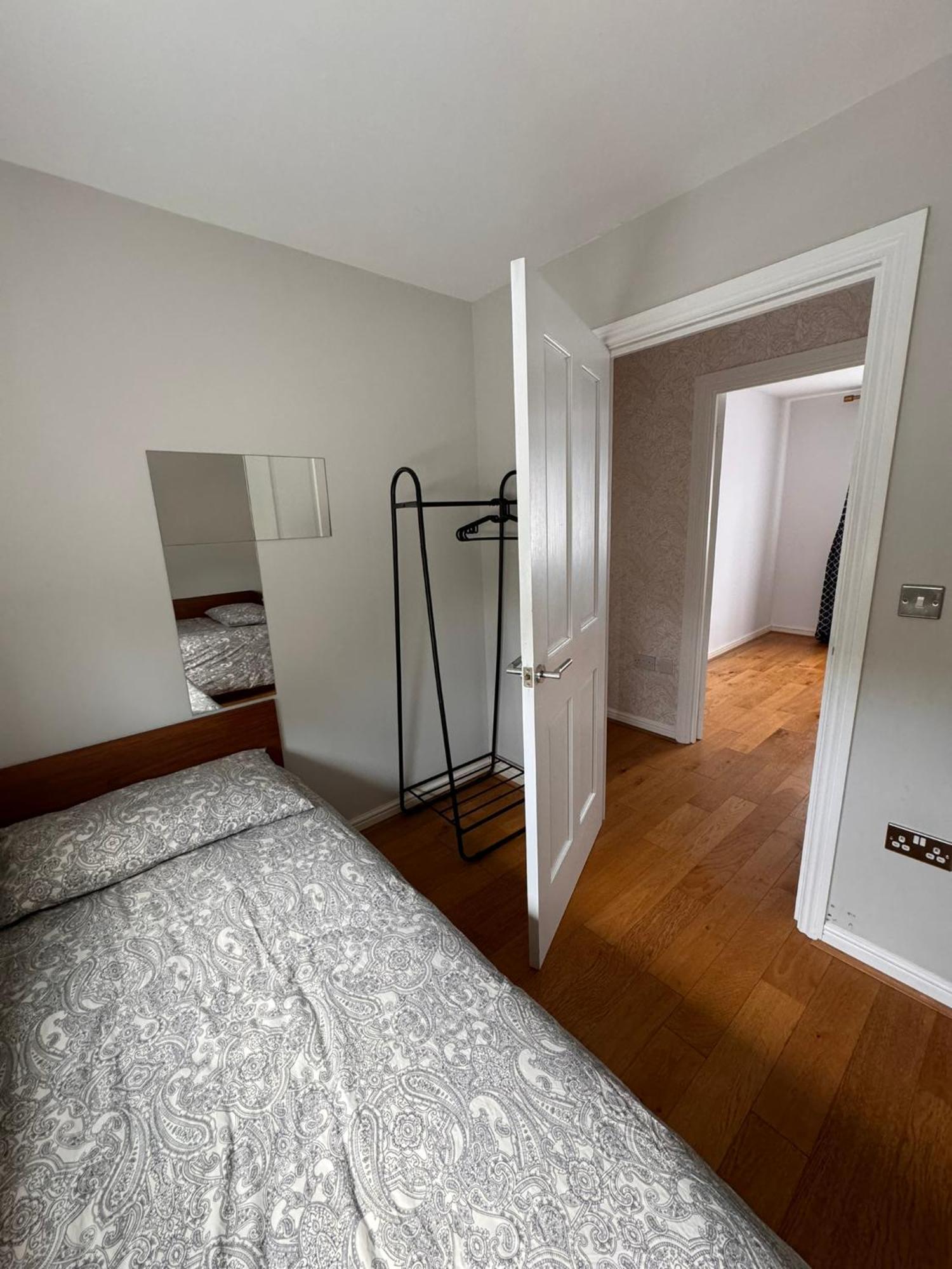 2-Bedroom Flat Walking Distance To Excel London - Perfect Location! Esterno foto